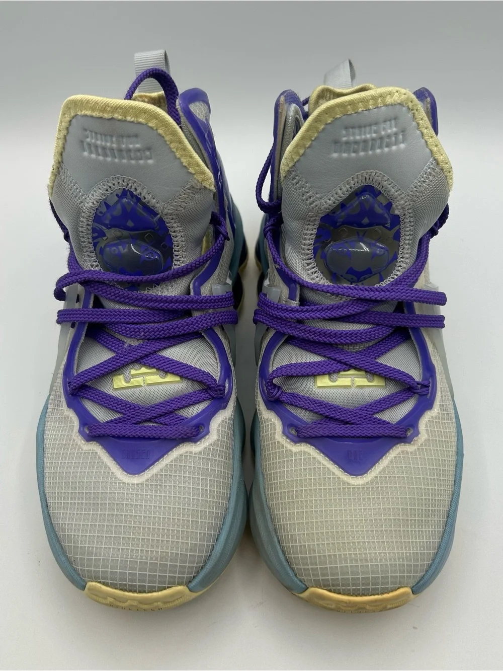 Nike LeBron XIX (GS) Sneakers in Tint-Worn Blue & Citron